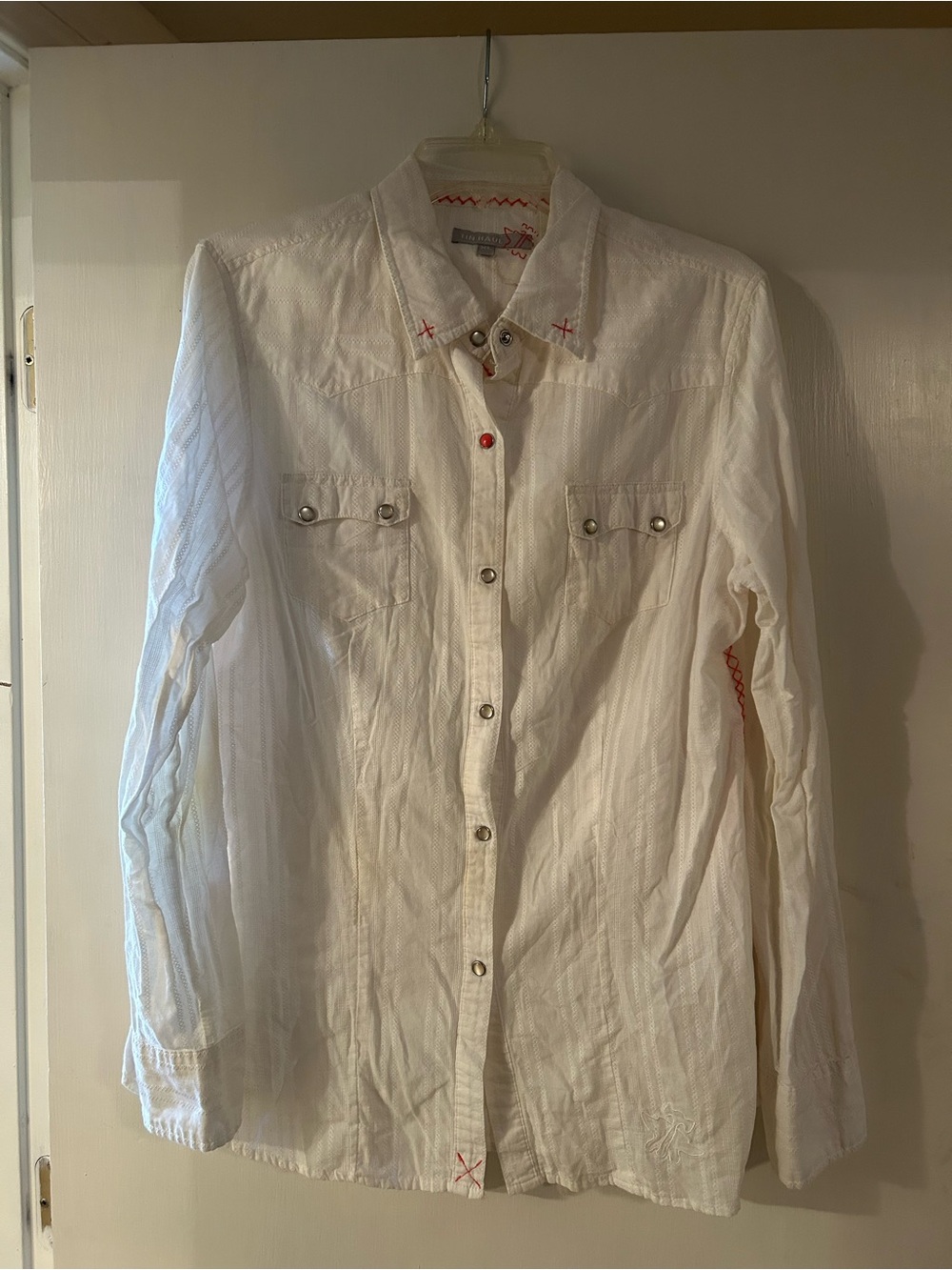 White Button-Up Long Sleeve Shirt